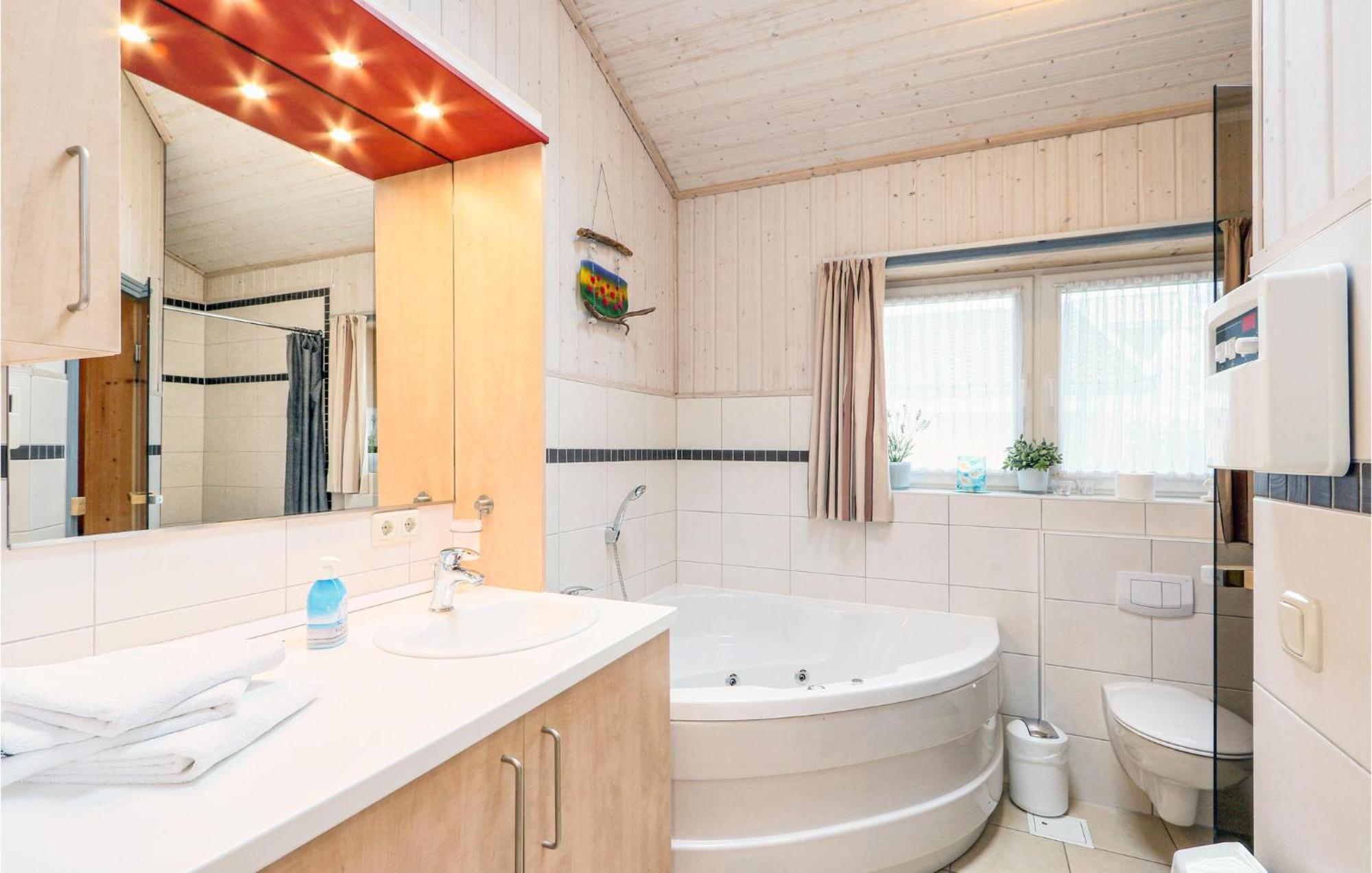 Nice Home In Rechlin With Sauna Eksteriør billede